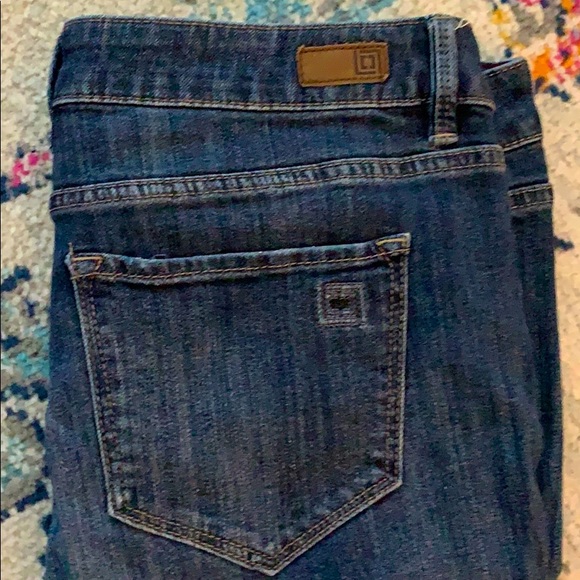 Liz Claiborne Jeans. Size 10 - Picture 10 of 10